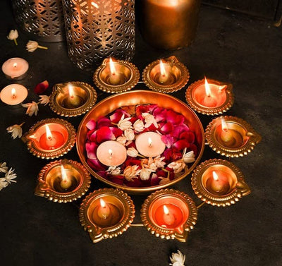 Decorative Metal Diya Traditional Lotus Urli Tealight Holder Golden Bowl for Floating Flowers and Tea Light Candles Home