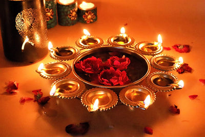 Decorative Metal Diya Traditional Lotus Urli Tealight Holder Golden Bowl for Floating Flowers and Tea Light Candles Home