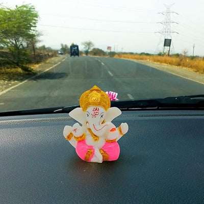 Lord Ganesh image alt description