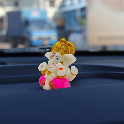 Lord Ganesh image alt description
