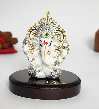 Handmade Ganesha idol in resin for car dashboards, symbolizing wisdom and prosperity, perfect for enhancing your driving experience.