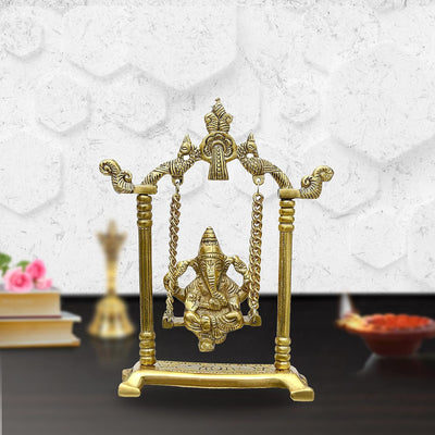 "Handmade Ganesha idol showpiece in crystal, showcasing intricate details and elegance, perfect for home decor, altars, or as a thoughtful gift."