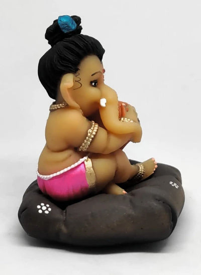 Handmade 550g resin Ganesha idol for car dashboard or home altar, symbolizing wisdom, prosperity, and success in Hinduism.
