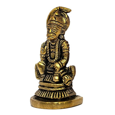 Handmade brass idol of Lord Hanuman Ji, showcasing intricate craftsmanship, ideal for spiritual decor and enhancing devotion.